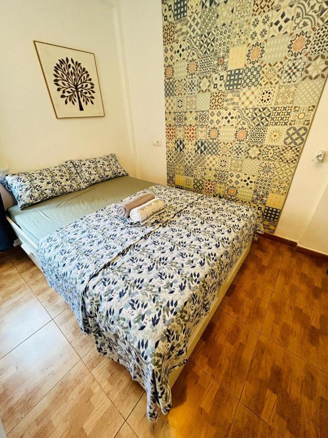 Nice Boutique Flat With Terrace ฟูเอนฮิโรลา ภายนอก รูปภาพ