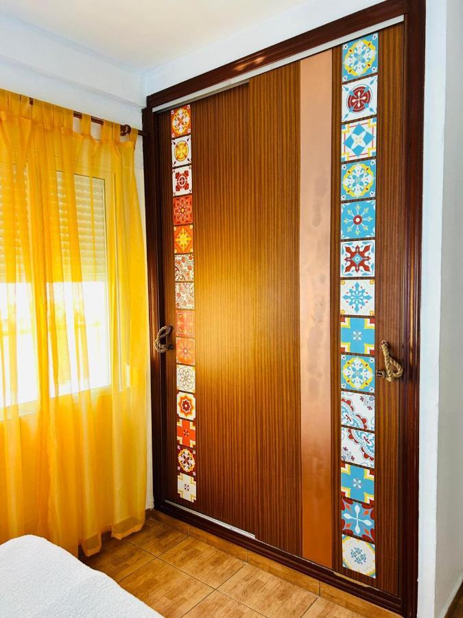 Nice Boutique Flat With Terrace ฟูเอนฮิโรลา ภายนอก รูปภาพ